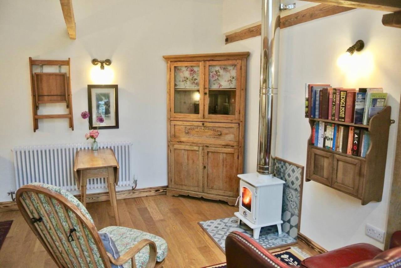 Nest Holiday Hideaway Wren Cottage Stunning Area! Church Stretton Bagian luar foto